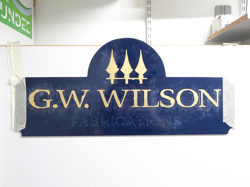 Gold leaf signs and graphics in Dundee