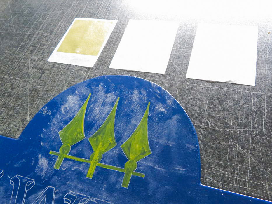 Learn how to hand letter gold leaf signs